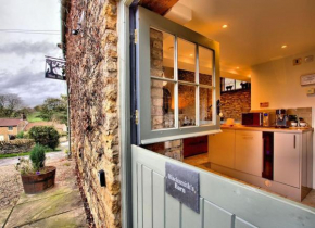 Blacksmith’s Barn - Cosy, Chilled & Dog Friendly.